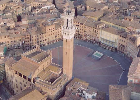 Coi Grigi per visitare Siena.