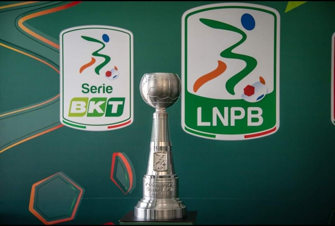 Presentata la coppa Nexus che incoronerà la squadra vincitrice del Campionato di Serie BKT 2021/2022.